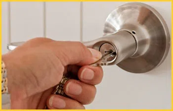 Exclusive Locksmith Service Minneapolis, MN 612-260-5803 - 16-emergency-unlock